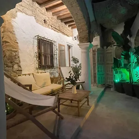 Arcos De Tarifa, Casco Historico, Aparcamiento